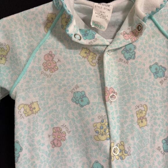 Vintage Babygro Footie Sleeper 3-6m Medium Button Up Animals Pastel - Picture 1 of 4